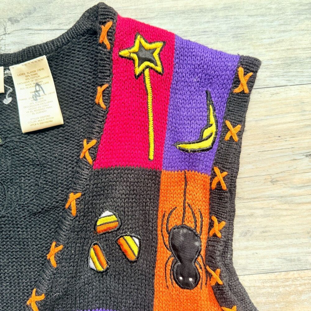 Vintage Halloween Sweater Patchwork Vest XL Witch Pumpkin Bat 90s Knit Kitschy - Picture 10 of 10